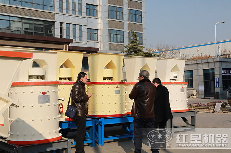 客戶來廠參觀復合制砂機