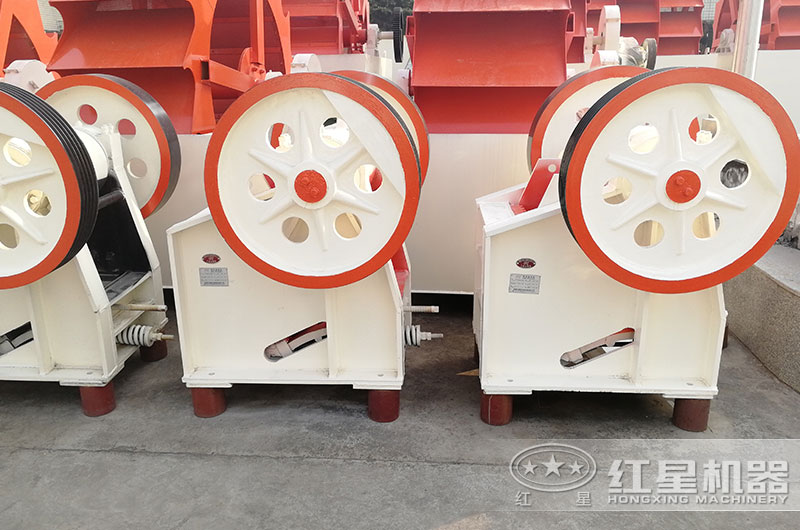 10-20噸小型石子破碎機多少錢？
